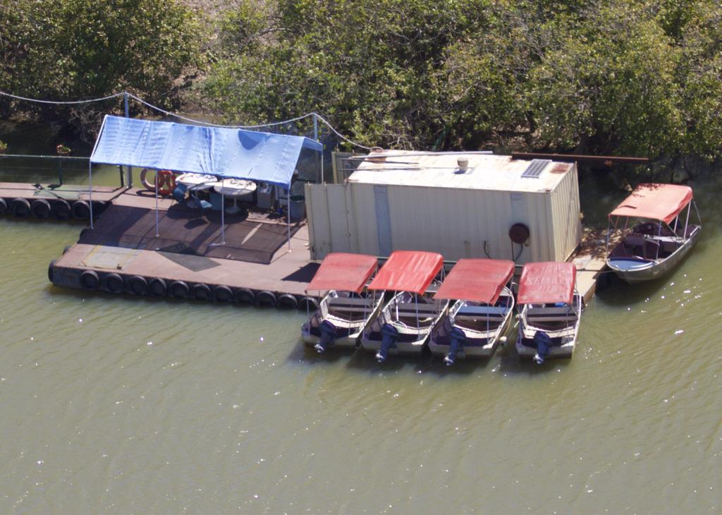 Corroboree Houseboats Marrakai 외부 사진